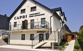 Capri Apartamenty, Domki